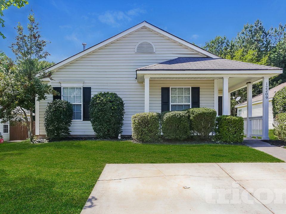 1st image of 12209 Stewarts Crossing Dr