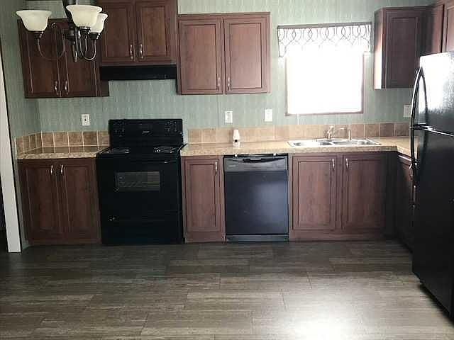 2nd image of 13450 SW 6th Pl
