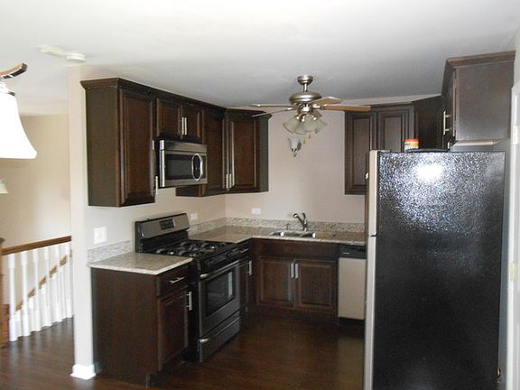 4th image of 3531 Marseilles Ln