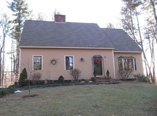 35 Johnson Dr, Newmarket, NH 03857