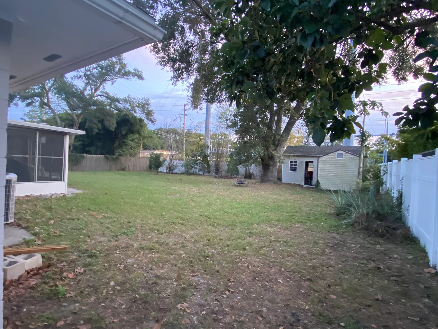 3 bed, 1404 sqft, $700 — Photo 2