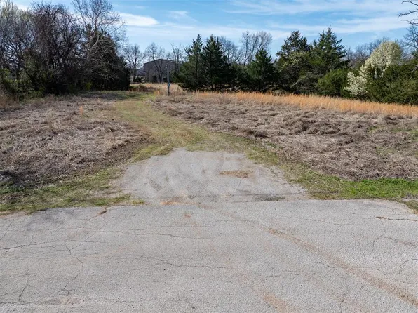 211 Tully St, Tecumseh, OK 74873