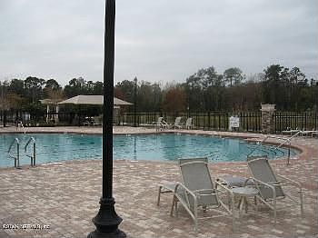 2nd image of 434 Walnut Dr