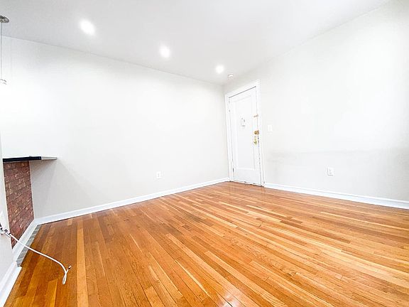 5th image of 21-51 27th St #16