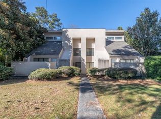 1152 Lynmoor Dr, Atlanta, GA 30319