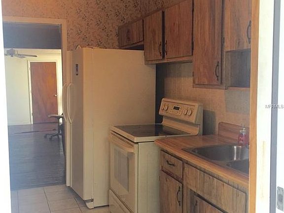 5th image of 6414 N Hale Ave