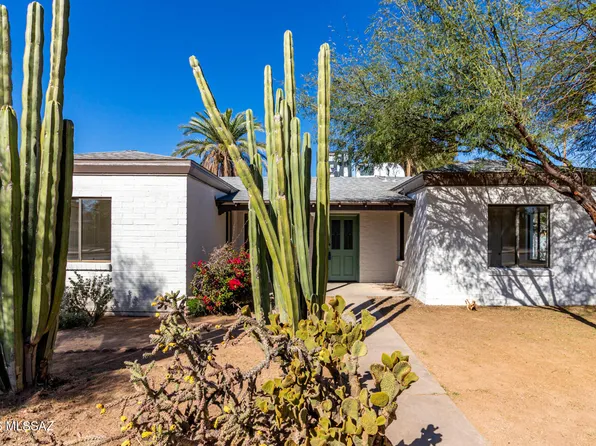 3989 E Desmond Ln, Tucson, AZ 85712