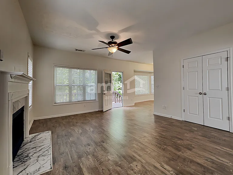5810 Stephens Mill Dr — Photo 7