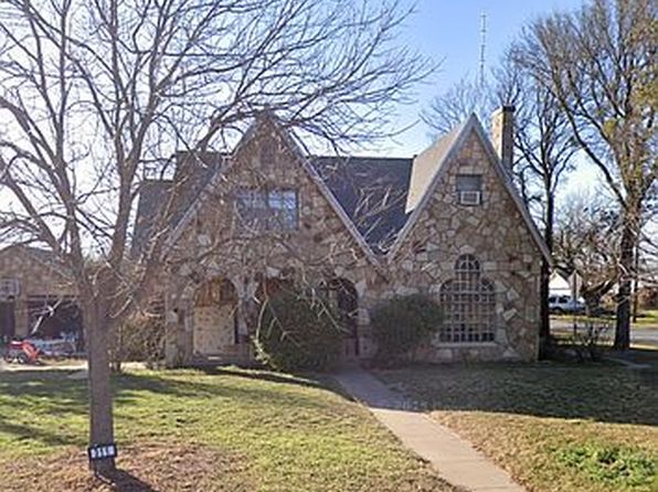 311 Petit Ave