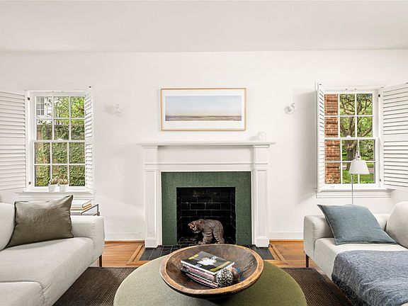 5th image of 2120 Quenby St