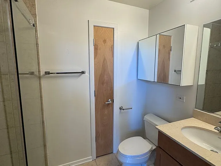 1000 W Leland Ave #7B — Photo 14