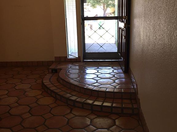 3rd image of 1029 Katherine Way
