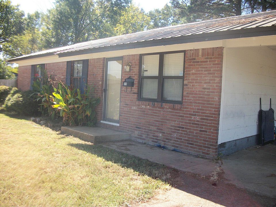 1st image of 221 Buffington Dr