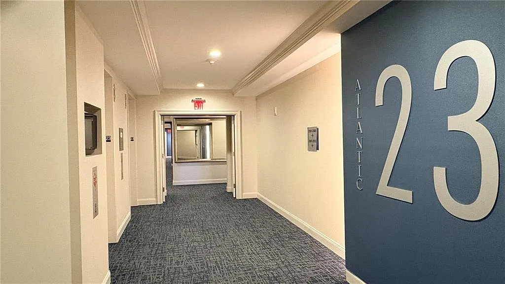 1 bed, 1.5 bath, 1244 sqft, $2,900 — Photo 3