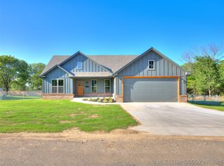 16321 E Oklahoma Pl, Tulsa, OK 74116