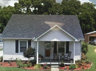 905 College St W #1, Fayetteville, TN 37334