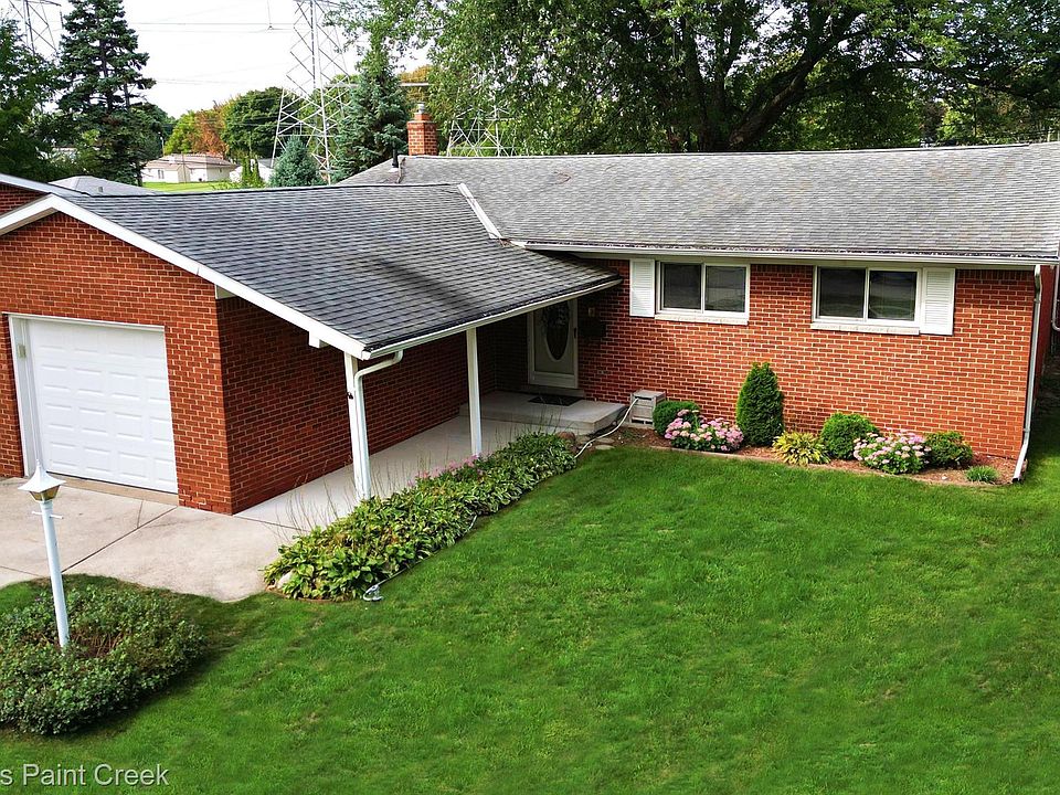 1st image of 28721 Newport Dr