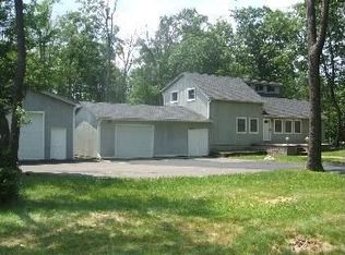 111 Ryans Rd, Tobyhanna, PA 18466