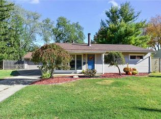 304 Nobottom Rd, Berea, OH 44017