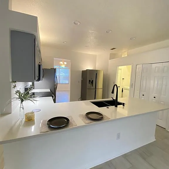 3837 Fallscrest Cir — Photo 13