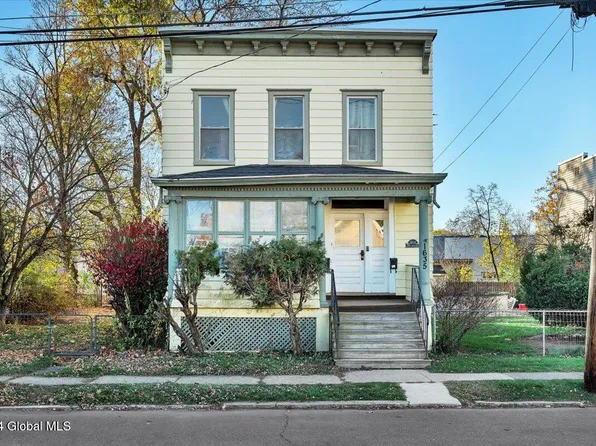 1635 Ninth Avenue, Watervliet, NY 12189