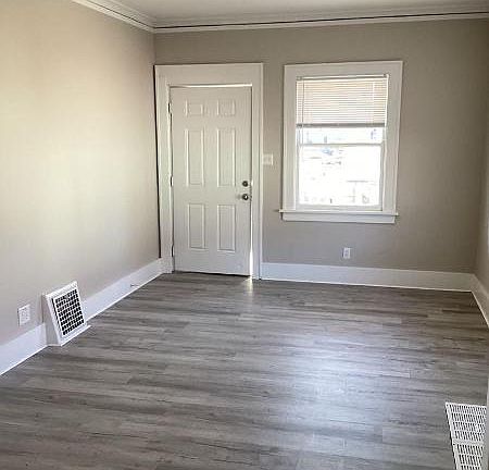 5th image of 805 W Willcox Ave