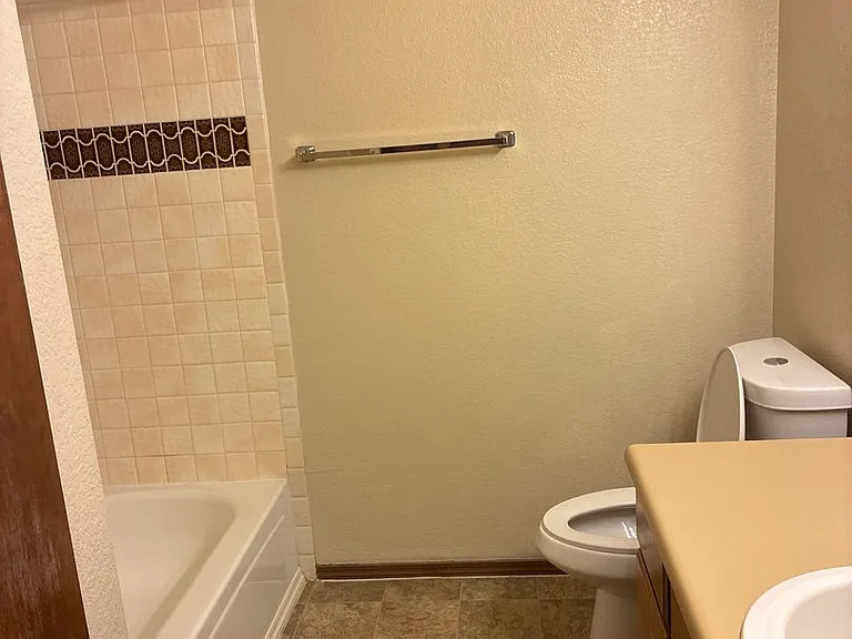 5432 Pepperwood Ct NW — Photo 6