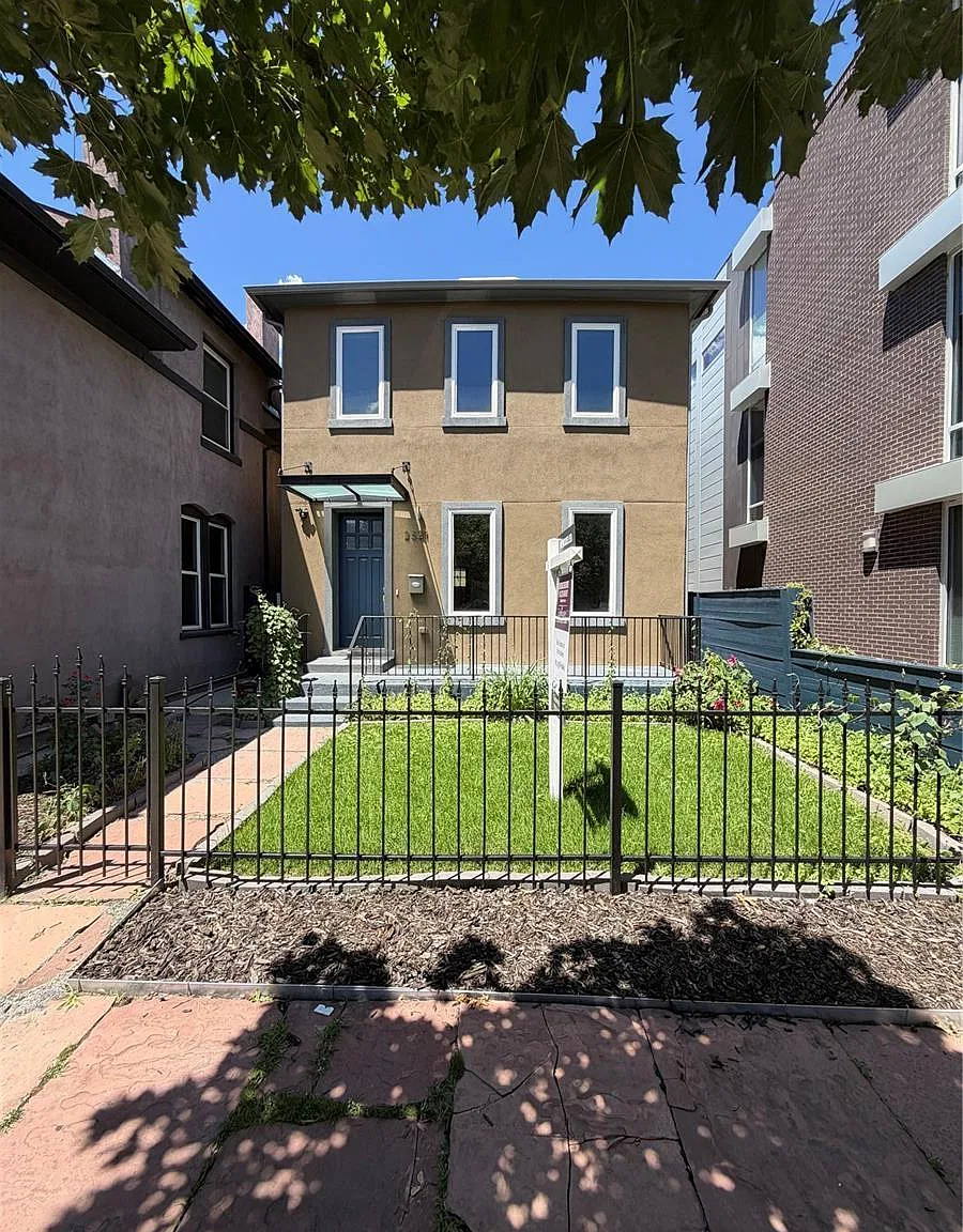 4 bed, 2316 sqft, $4,500 — Photo 1