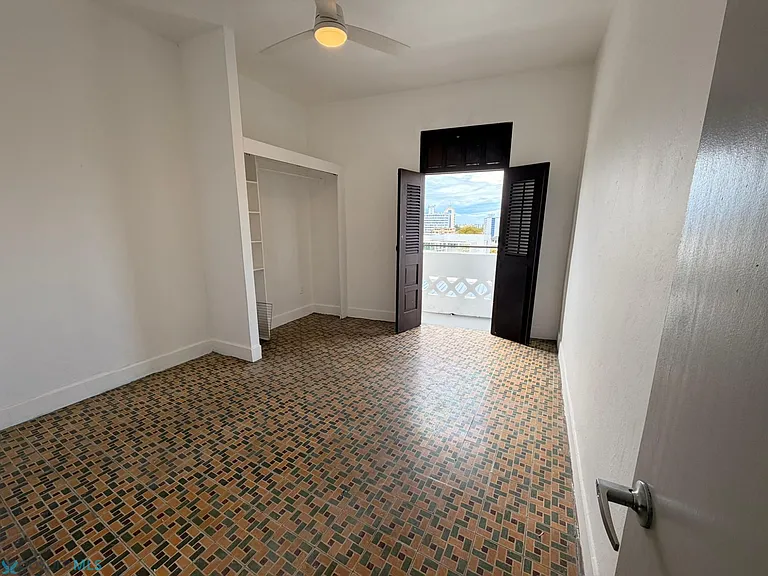 1001 Avenue Ponce De Gln #501 — Photo 10