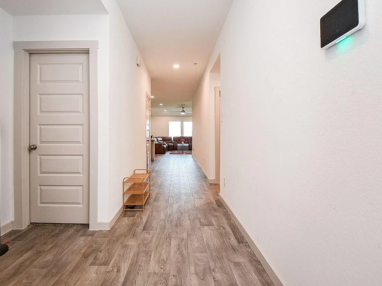 8134 Sugar Cane Ln — Photo 11