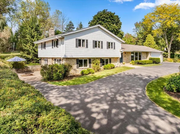 18660 Bonnie LANE, Brookfield, WI 53045