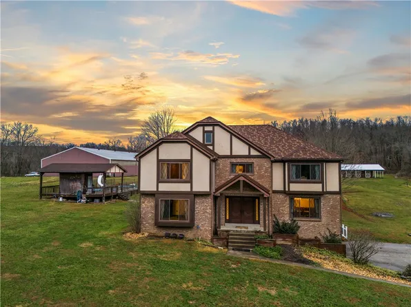 420 Vaneal Rd S, Washington, PA 15301