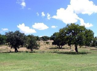 163 Oak Hampton Trl, Ingram, TX 78025