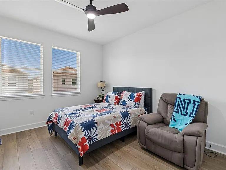 2021 Amelia Bay Pl — Photo 30