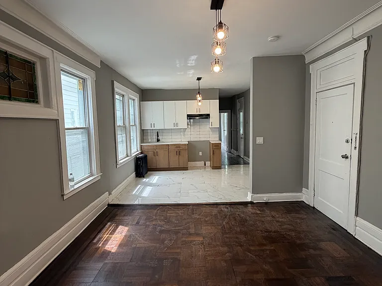 847-849 S 19th St #1L — Photo 2