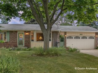 7863 Lilac Dr, Jenison, MI 49428