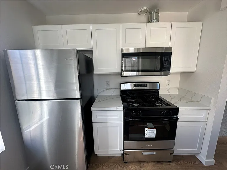 2554 Olive Dr #34 — Photo 6