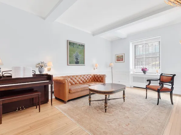 139 East 94th Street 1A image 1 of 10