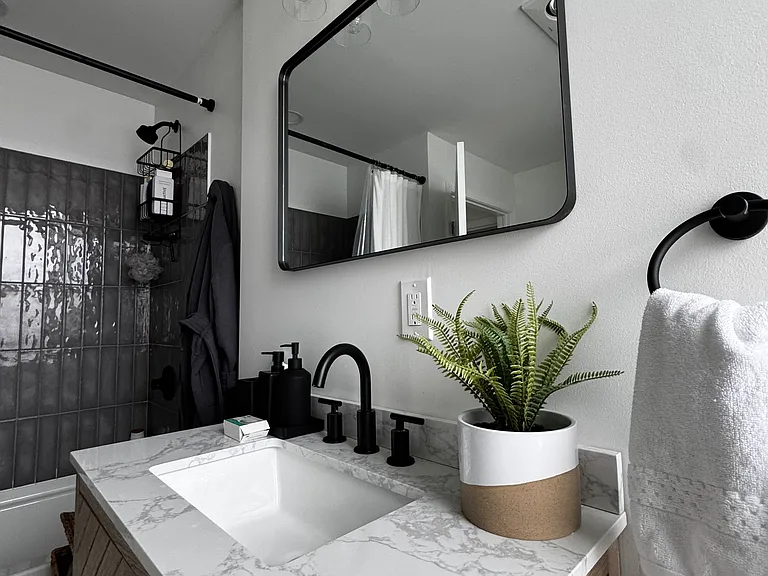 148 Barrett St — Photo 15