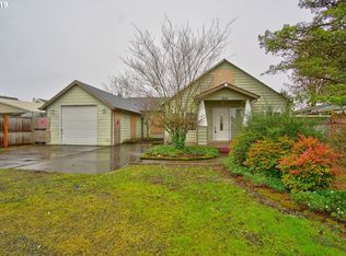 529 Hart Ave, Molalla, OR 97038