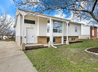 1656 Marilyn Dr, Syracuse, UT 84075