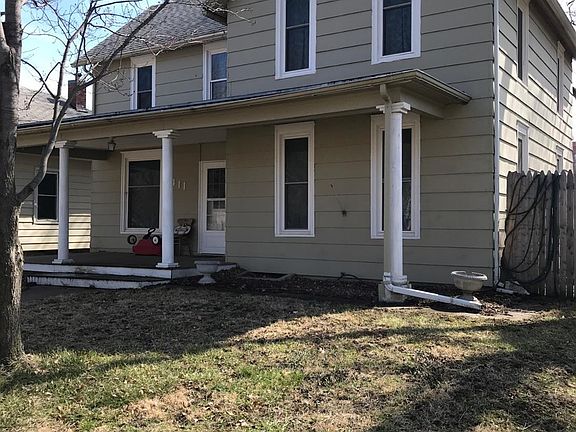 2nd image of 411 NW 5th St