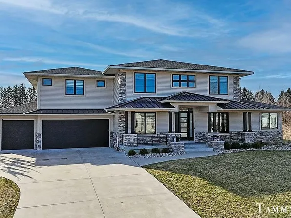 6688 Yamoto Way, Fennville, MI 49408