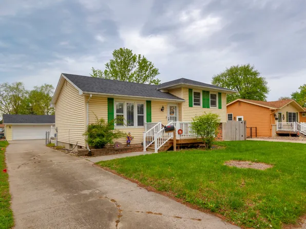 1410 4th Ave SE, Altoona, IA 50009