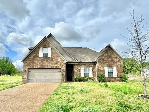 8564 Courtly Cir N Photo 1