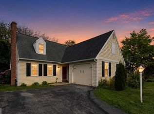 192 Plaza Dr, Downingtown, PA 19335