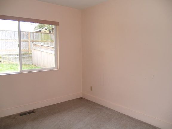 4th image of 7514 1st Ave NW