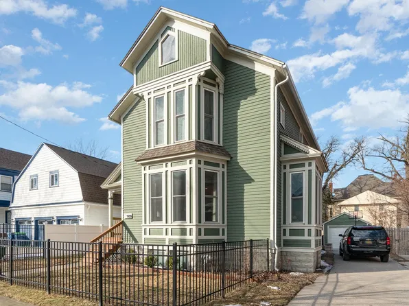 909 6th St, Bay City, MI 48708
