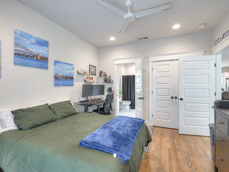 901 Curdwood Blvd — Photo 11
