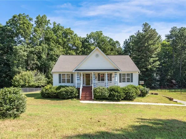 281 Carriage Ln, Linwood, NC 27299